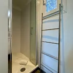 Hotel Eden Cassis - Centre-Ville- Piscine Chauffee, Jacuzzi Et Sauna - Parking Prive