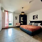 Hotel Eden Cassis - Centre-Ville- Piscine Chauffee, Jacuzzi Et Sauna - Parking Prive Cassis