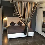 Hotel Eden Cassis - Centre-Ville- Piscine Chauffee, Jacuzzi Et Sauna - Parking Prive Hotell 3*