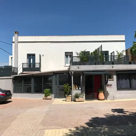 Eden - Centre-ville- Piscine Chauffée, Jacuzzi Et Sauna - Parking Privé Hotel Cassis