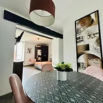 Eden - Centre-ville- Piscine Chauffee, Jacuzzi Et Sauna - Parking Prive Отель 3*