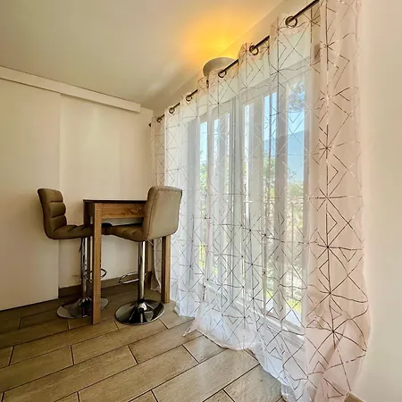 Eden - Centre-ville- Piscine Chauffee, Jacuzzi Et Sauna - Parking Prive Hotel