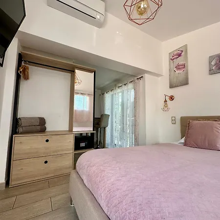 Hotel Eden - Centre-ville- Piscine Chauffee, Jacuzzi Et Sauna - Parking Prive