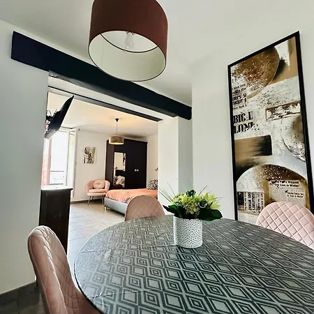 Eden - Centre-ville- Piscine Chauffee, Jacuzzi Et Sauna - Parking Prive Hotel 3*