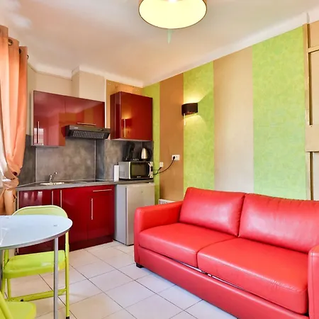 Eden - Centre-ville- Piscine Chauffee, Jacuzzi Et Sauna - Parking Prive Hotel Cassis