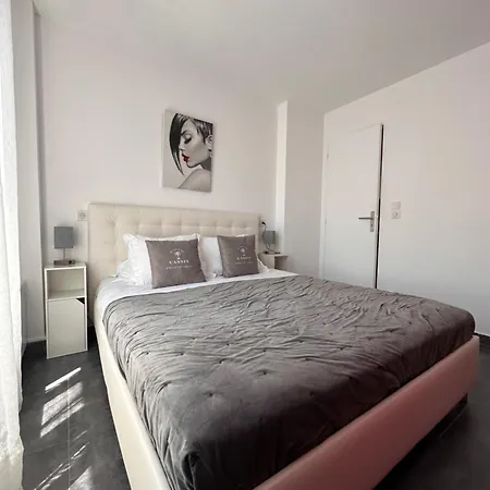 Hotel Eden Cassis - Centre-Ville- Piscine Chauffee, Jacuzzi Et Sauna - Parking Prive Cassis